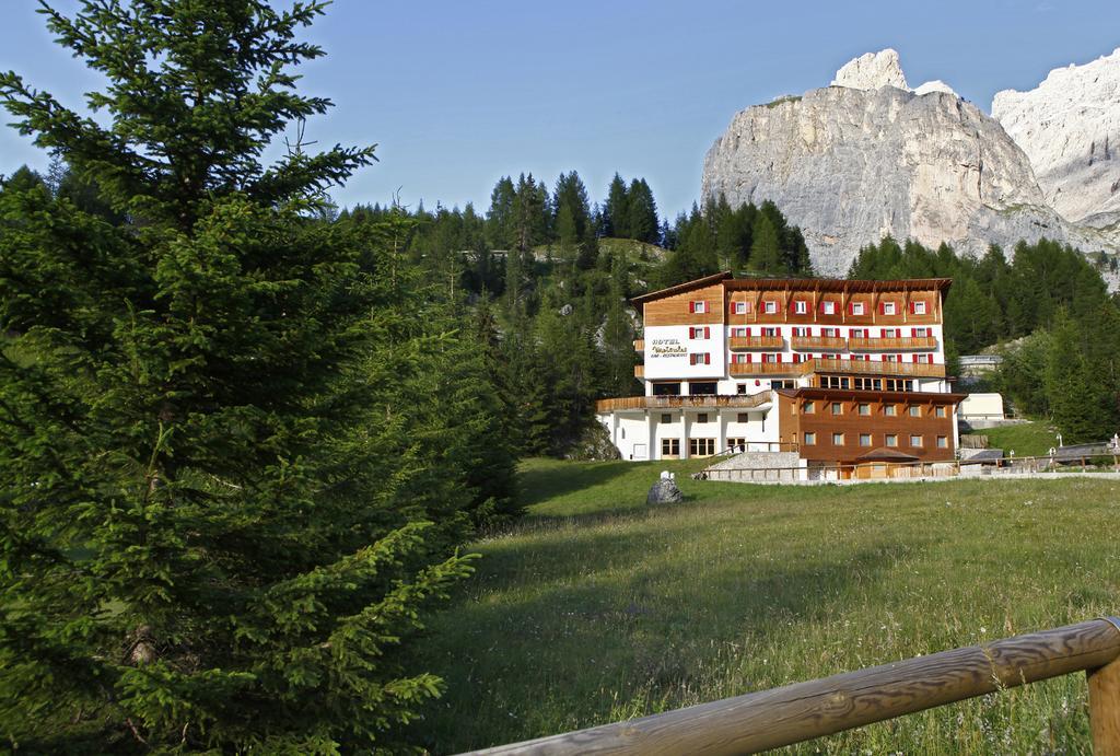 Hotel Meisules سيلفا دي فال جاردينا المظهر الخارجي الصورة